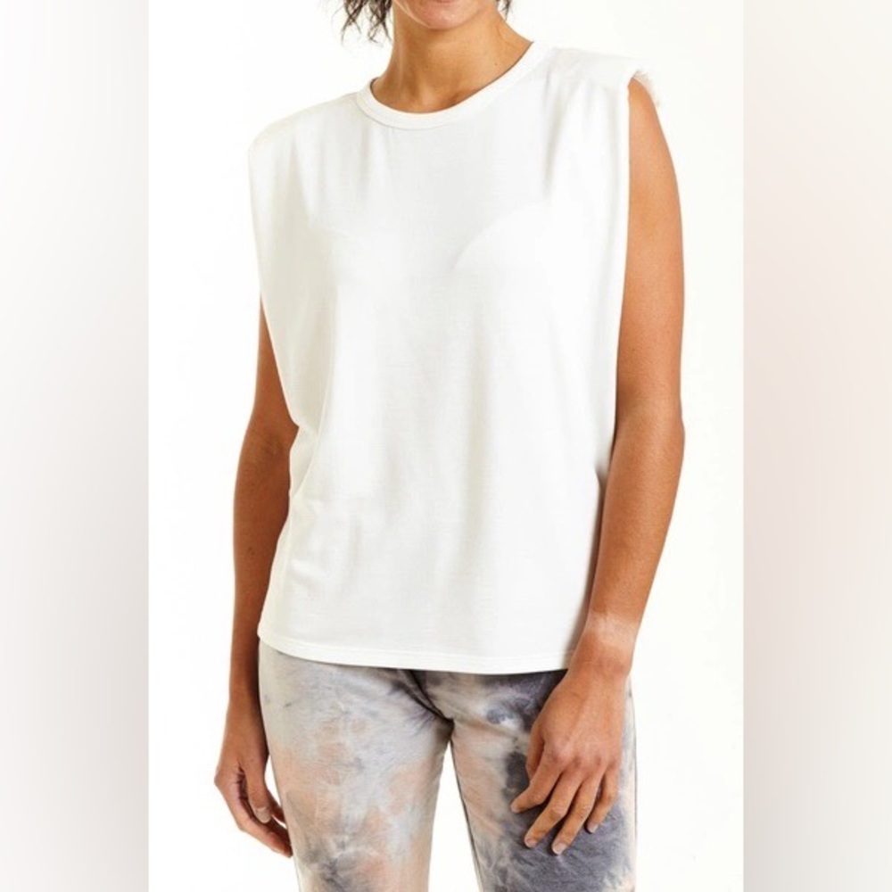 ‼️SOLD‼️Supply & Demand Women Farrah White Shoulder Pad Tee